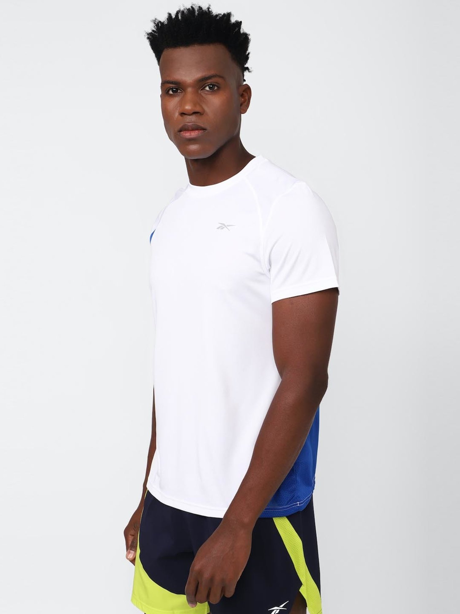 Reebok White Regular Fit T-Shirt