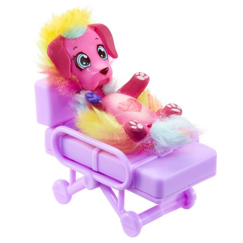 Little Live Pets Scruff Surprise - Ambulance Playset