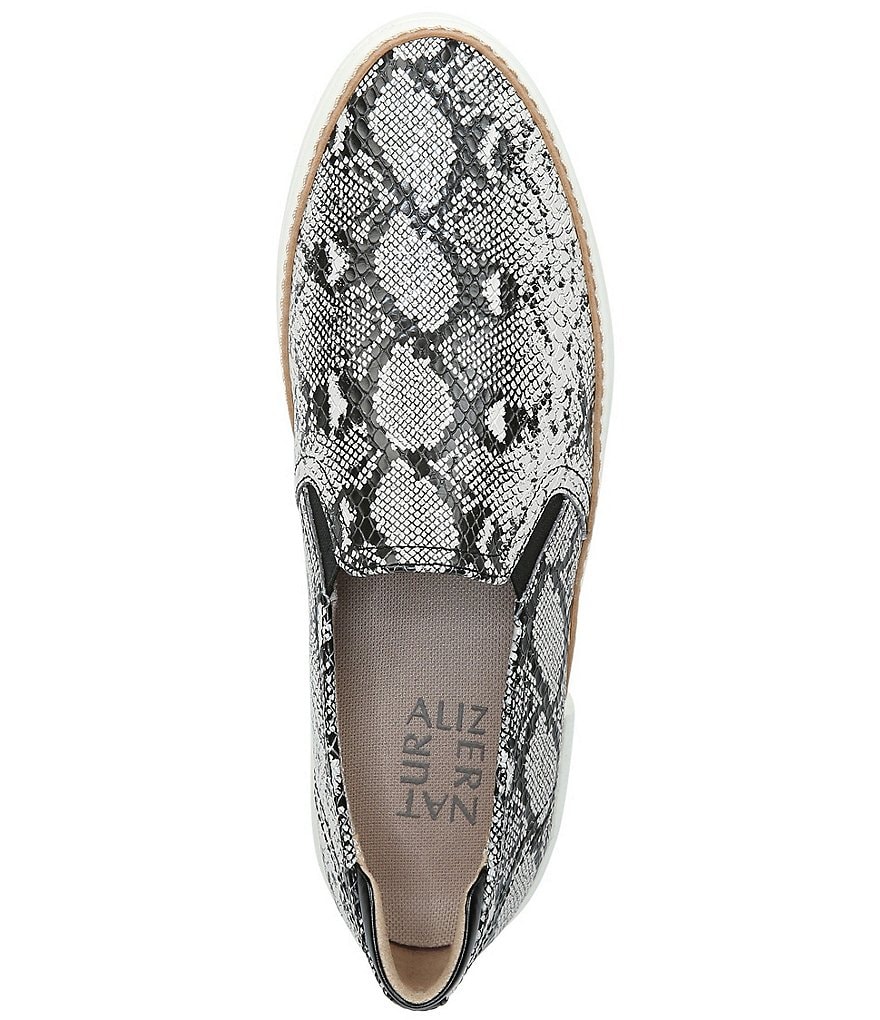 Trotters Kiera Suede Kitten Heel Pumps