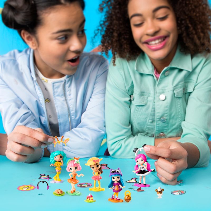 Party Pop Teenies Surprise Poppers