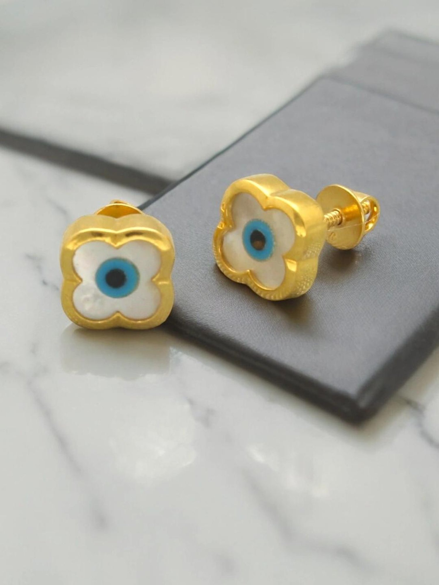 Sri Jagdamba Pearls 22k Gauri Gold Earrings