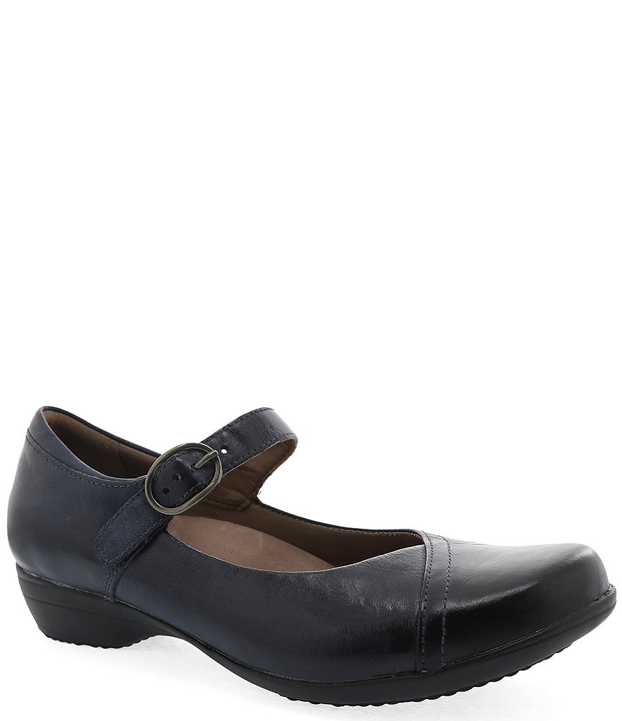 Deltan Tessa Croc-Embossed T-Strap Block Heel Pumps