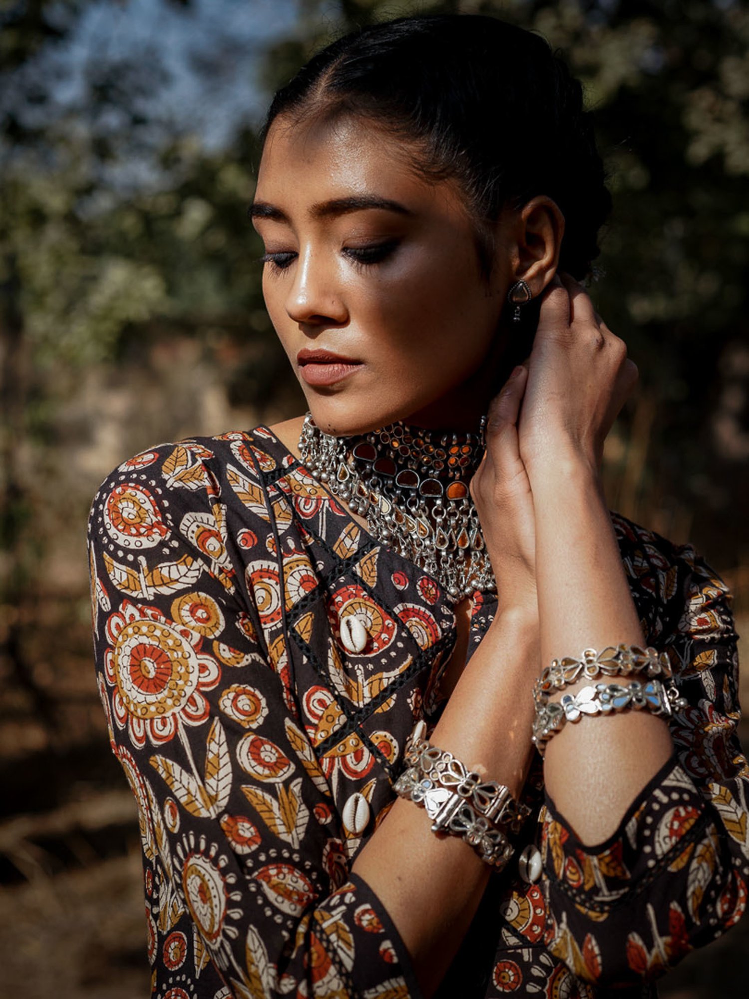 Akiso Black Block Printed Straight Kurta On Yoke And Straight Pants Set ( Set Of 2 )