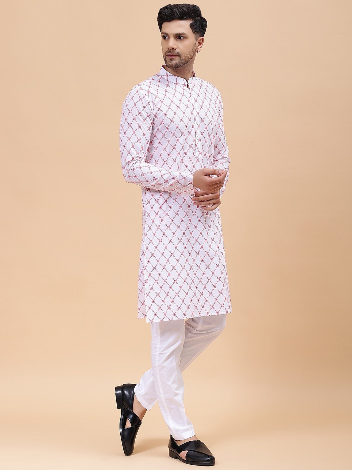 Manthan Red Full Sleeves Solid Kurta