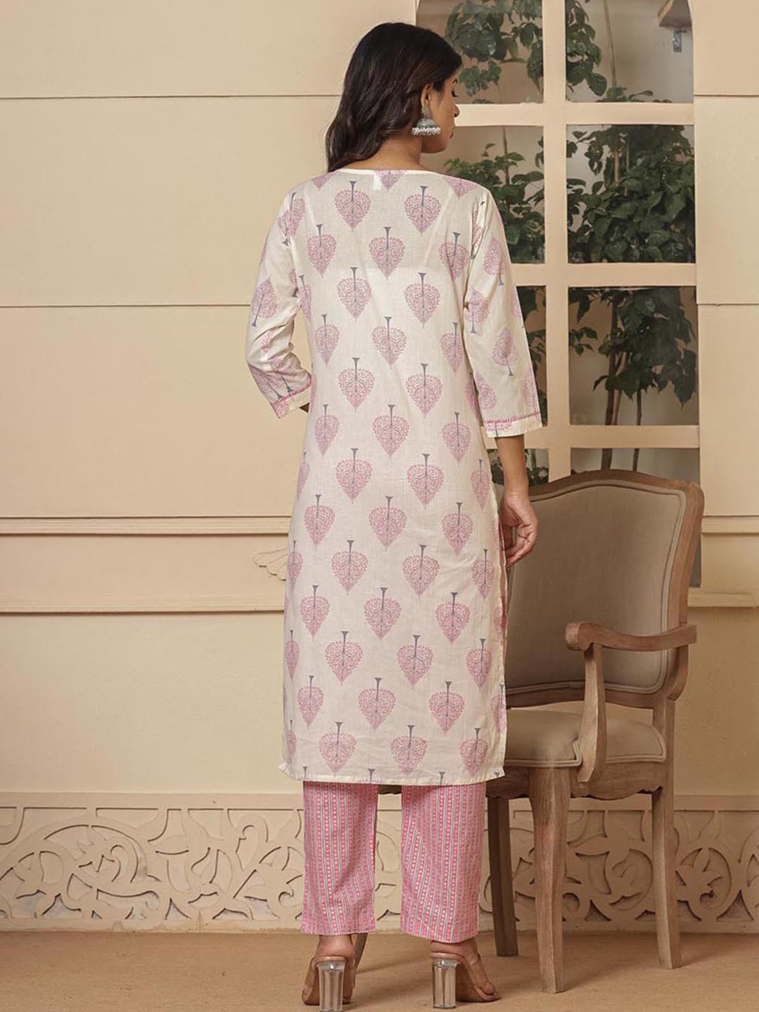 Yufta White & Pink Cotton Printed Kurta & Pant Set with Dupatta