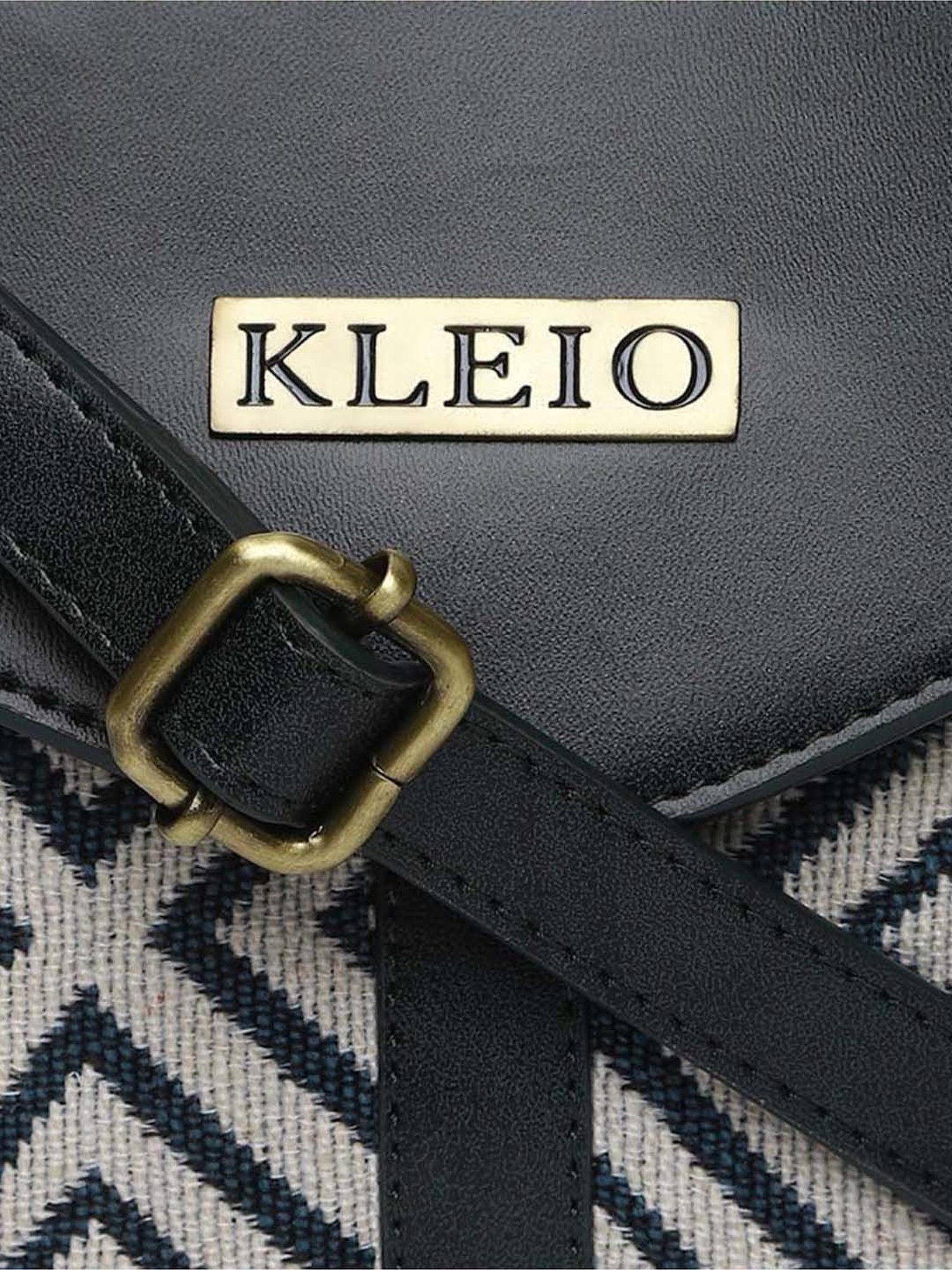 KLEIO Black & White Textured Medium Sling Handbag