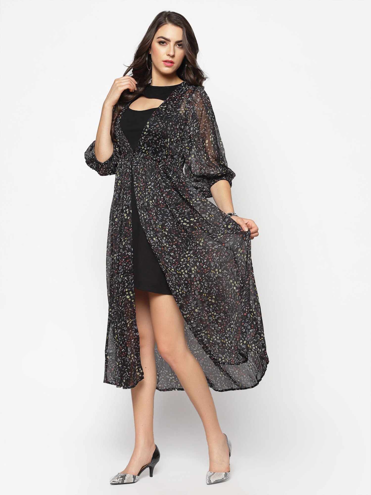 Akkriti by Pantaloons Off-White Self Pattern Shrug