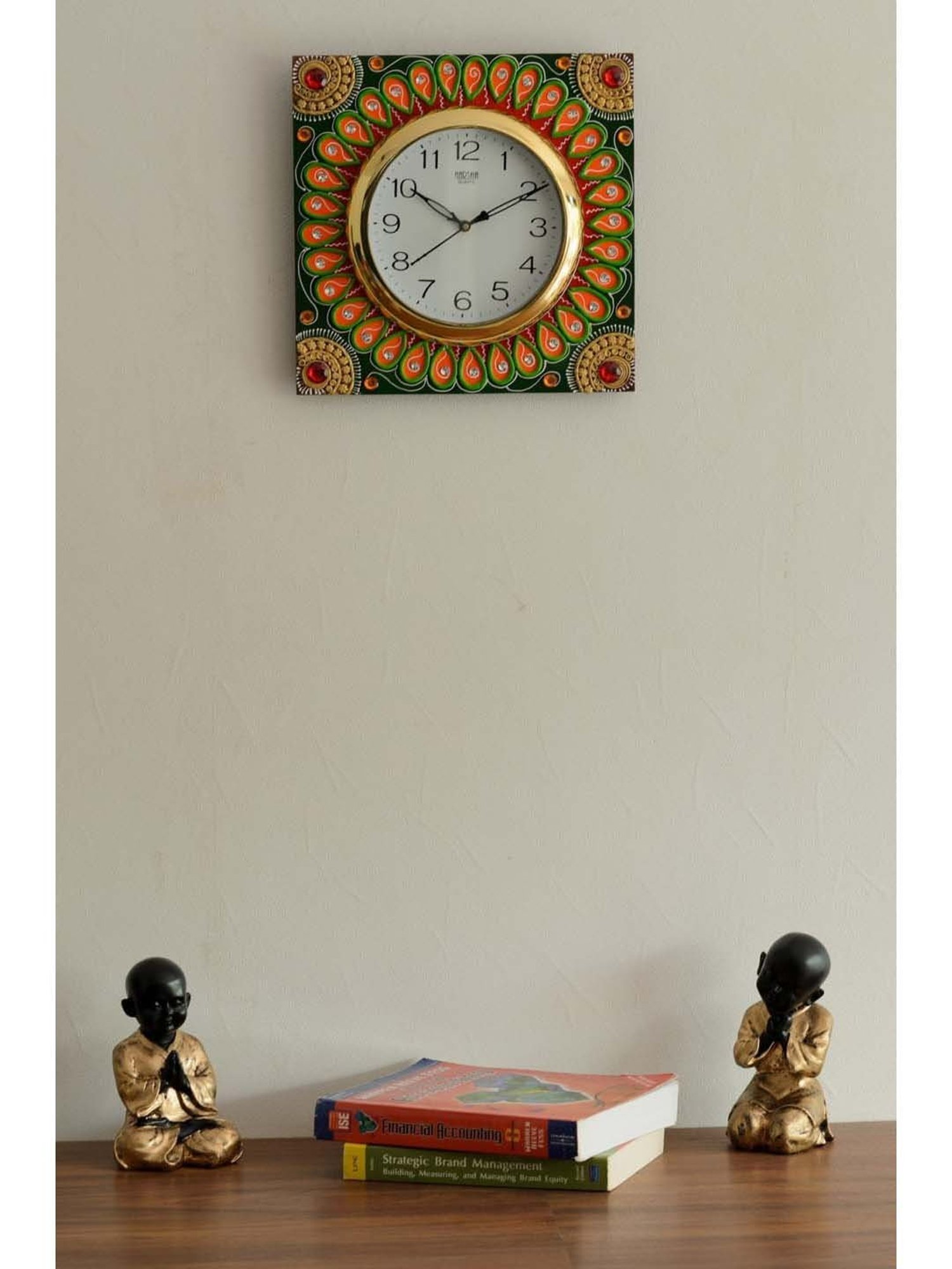 eCraftIndia Wooden Papier Mache Splendid Artistic Handcrafted Wall Clock