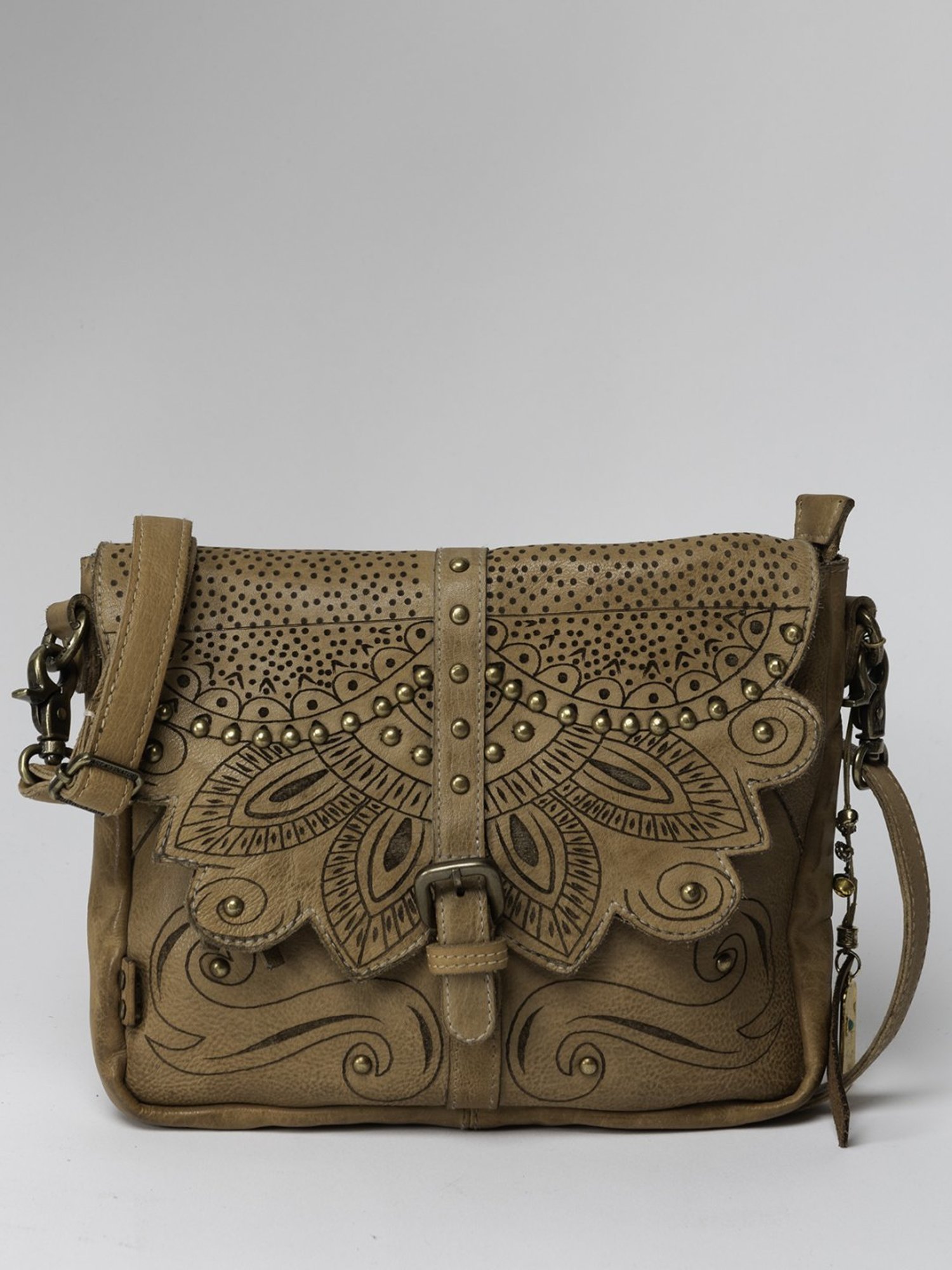 Art N Vintage Carob Sand Leather Textured Medium Sling Handbag