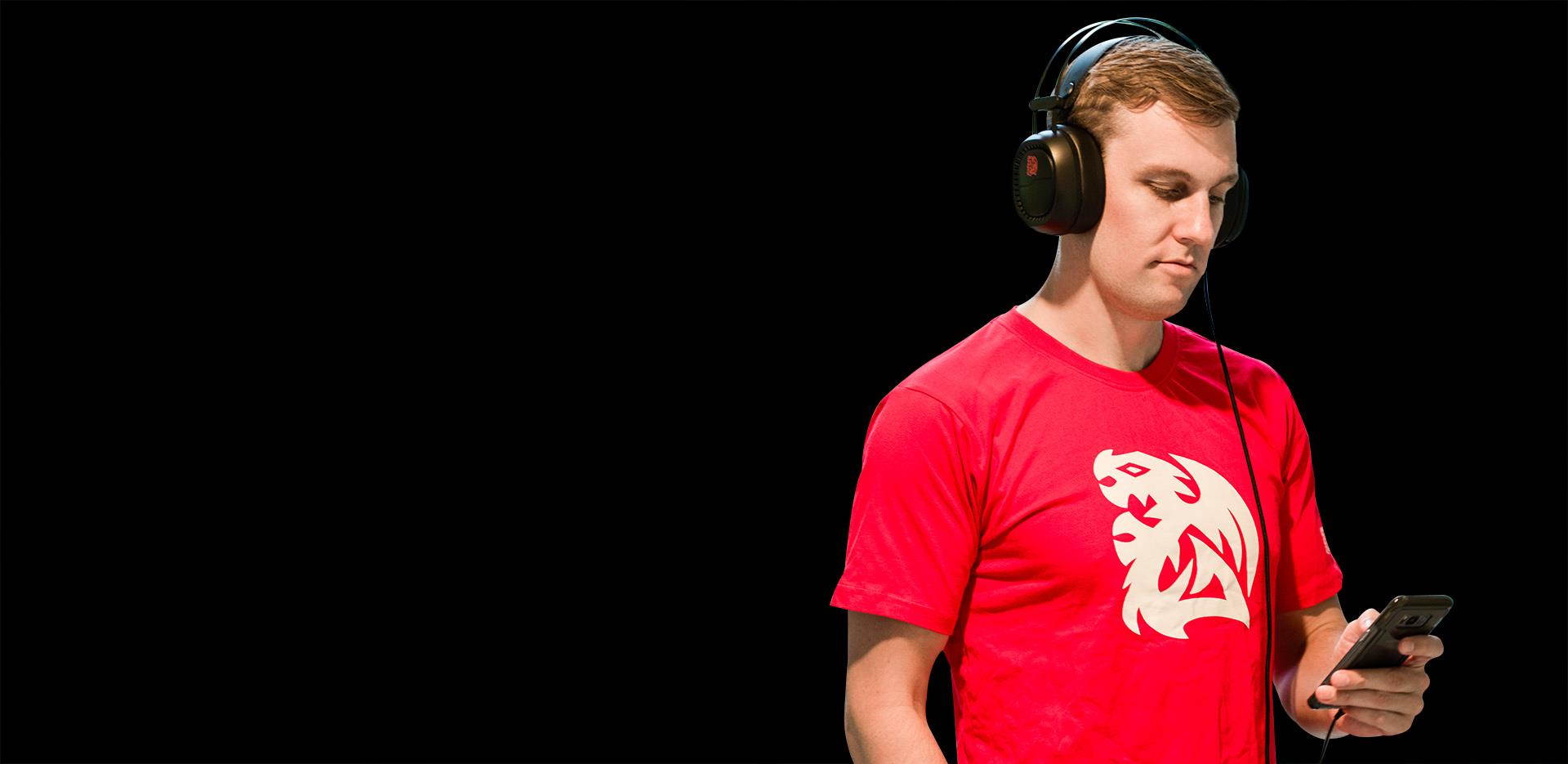 SHOCK PRO RGB Gaming Headset