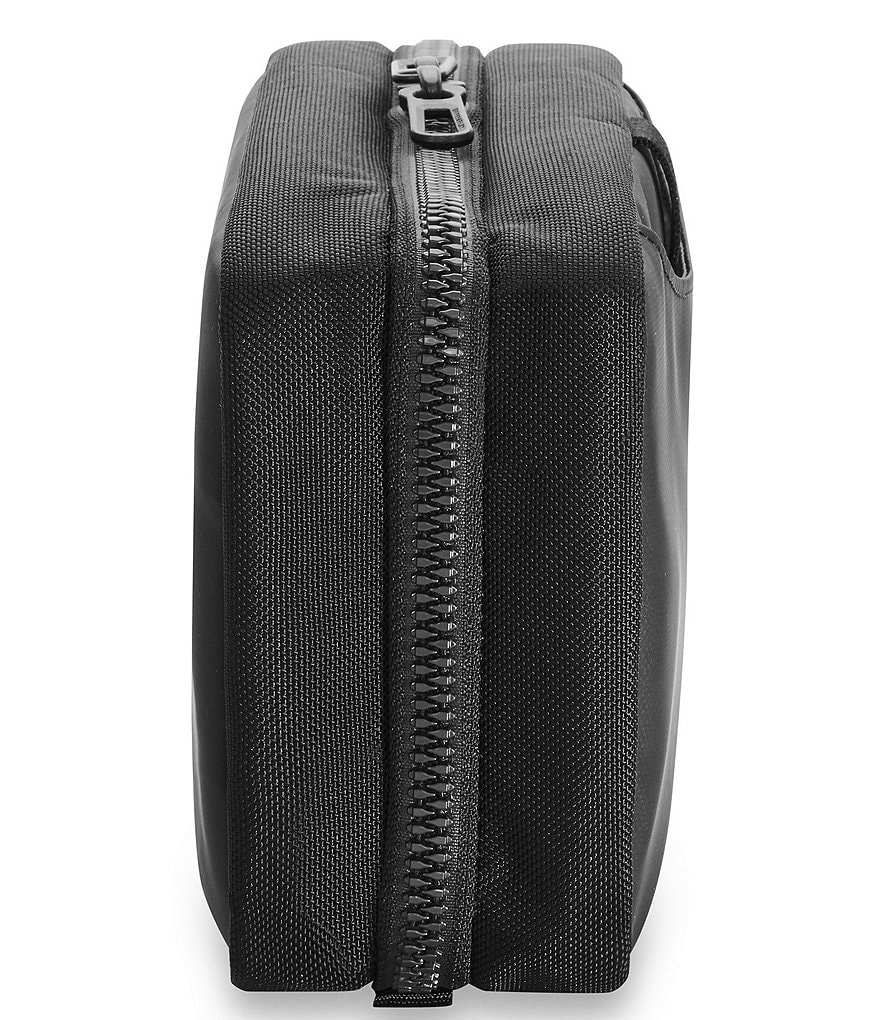Briggs & Riley ZDX Collection Hanging Toiletry Kit