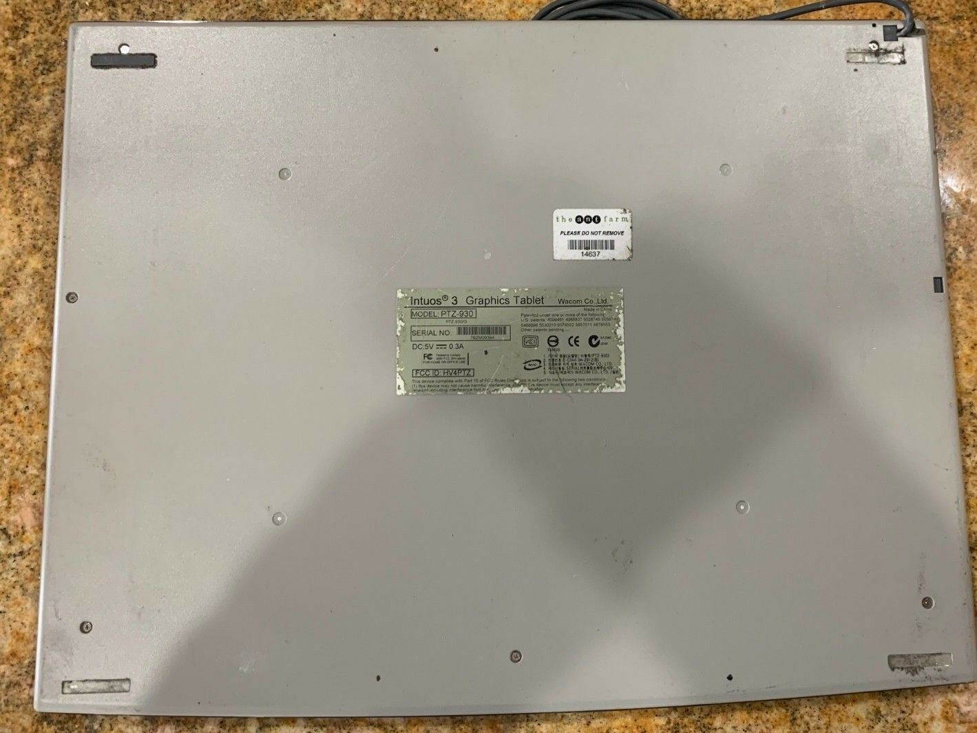 Wacom INTUOS3   9x12  PTZ-930  Graphics USB Tablet NO PEN