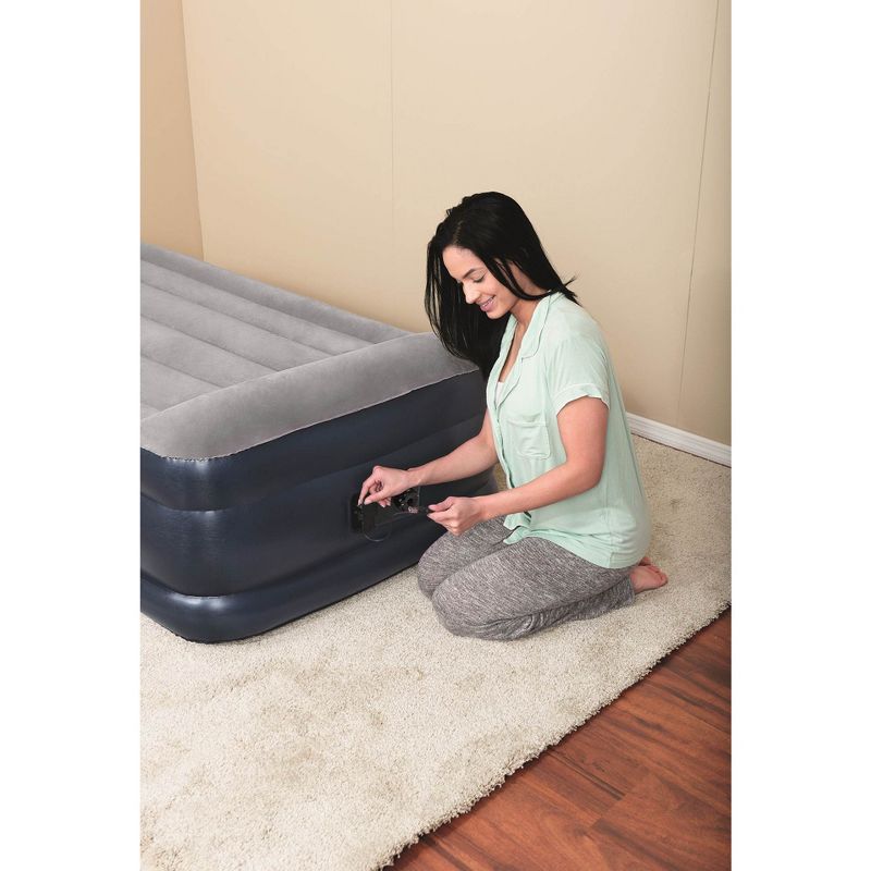 Beautyrest Comfort Plus 17" Anti-Microbial Air Mattress with Pump - Full