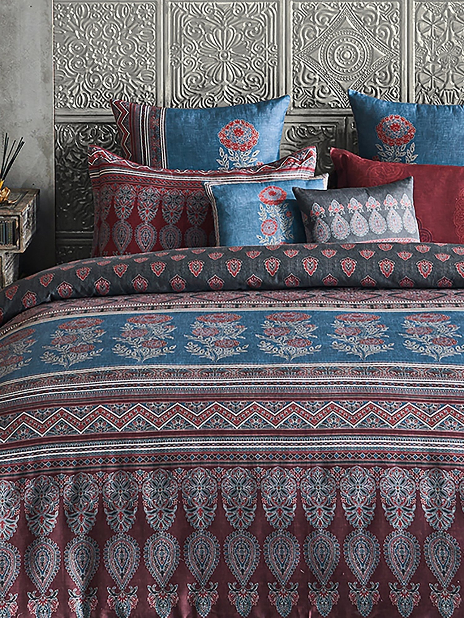 DDecor Printed Blue 210 TC Cotton King Bedding Sets