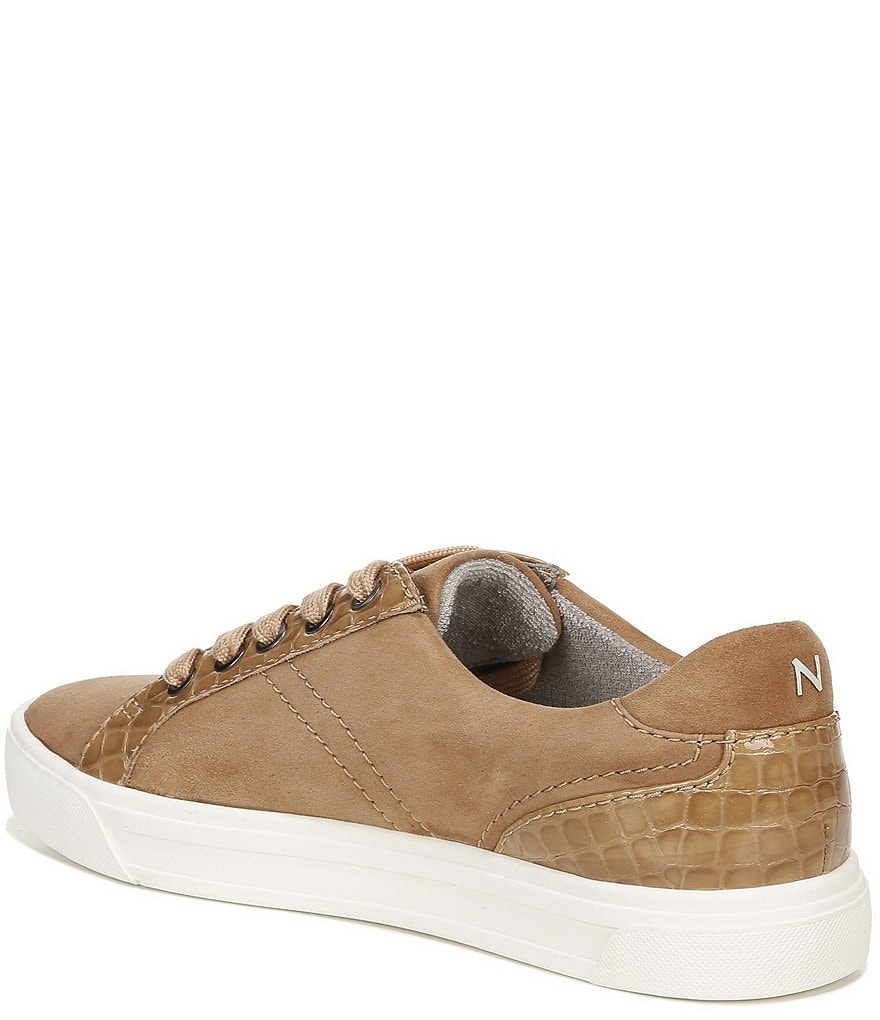 Trotters Kiera Suede Kitten Heel Pumps