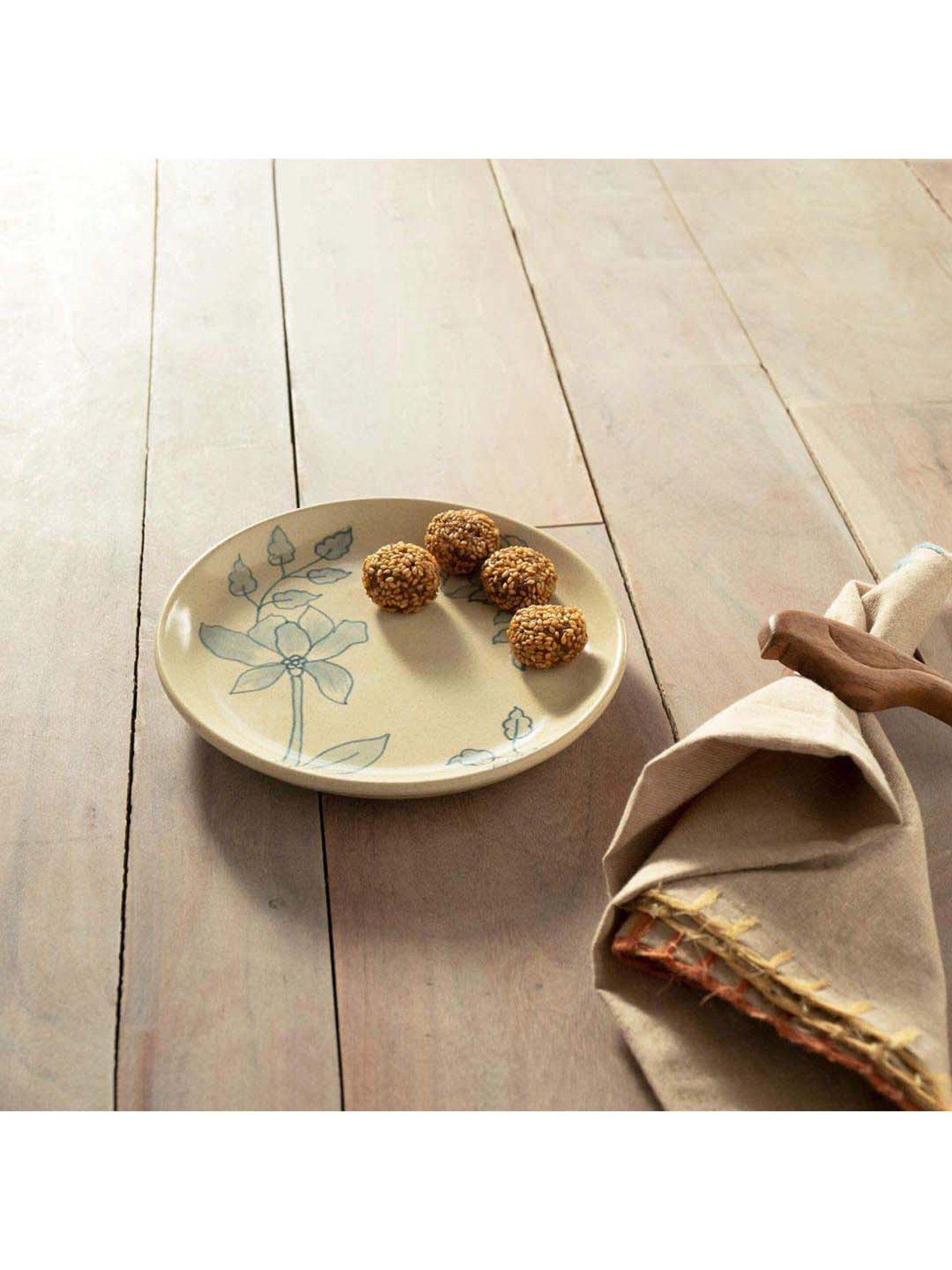 ellementry Fiore Cream Ceramic Side Plate - Set of 1