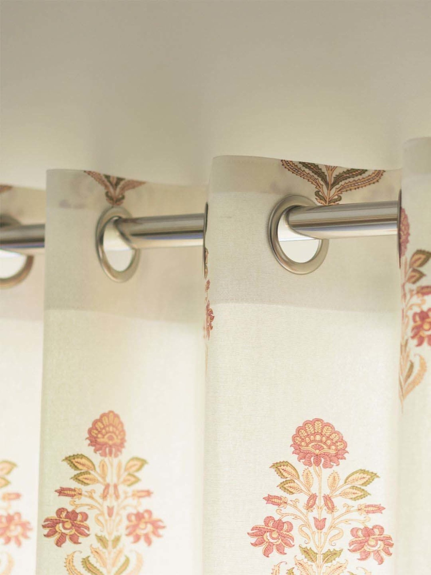 Urban Space Maroon Cotton Window Curtain With Tieback & Eyelet - Set of 2