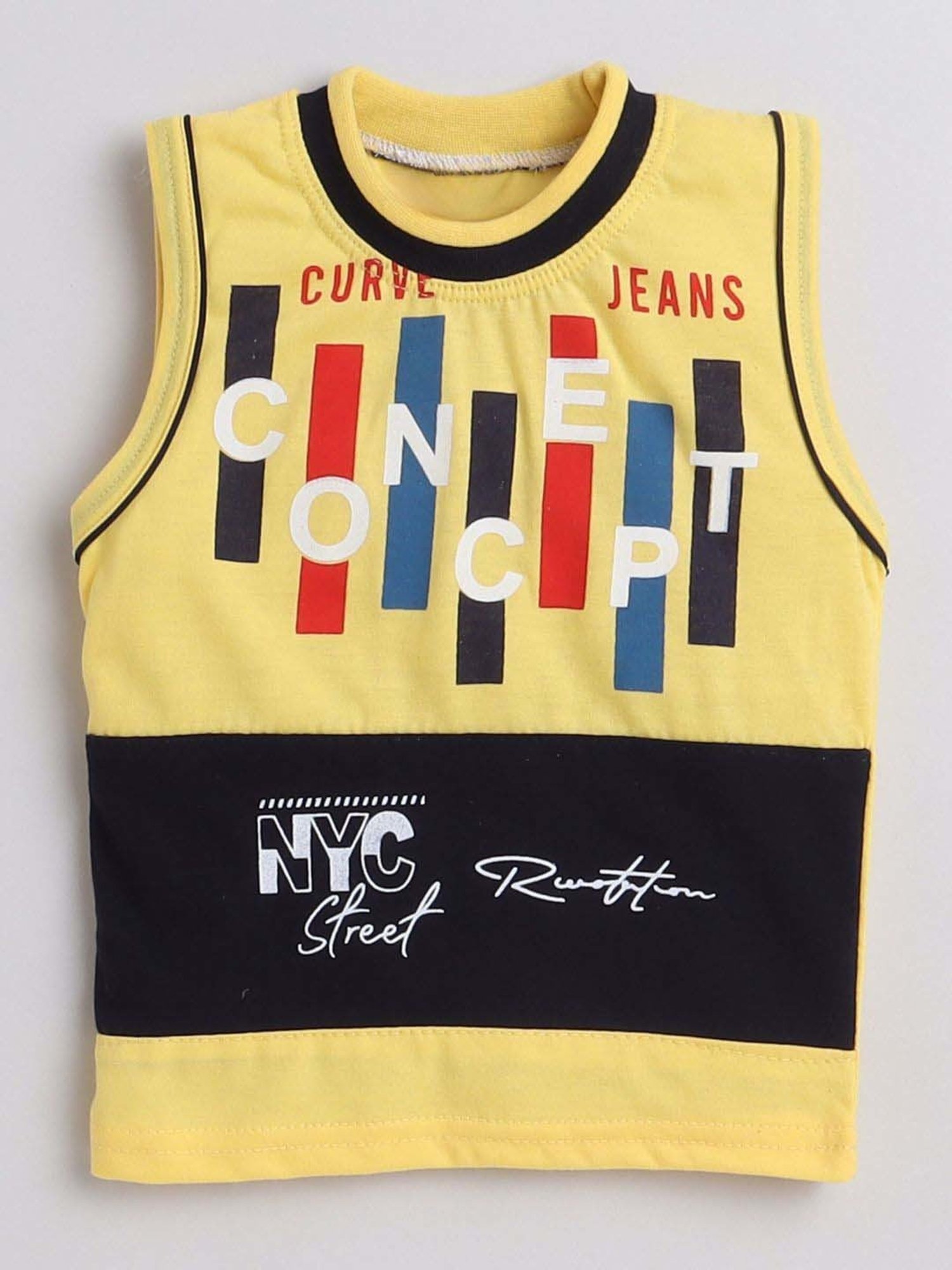 Fourfolds Unisex Yellow Printed Clothing Set