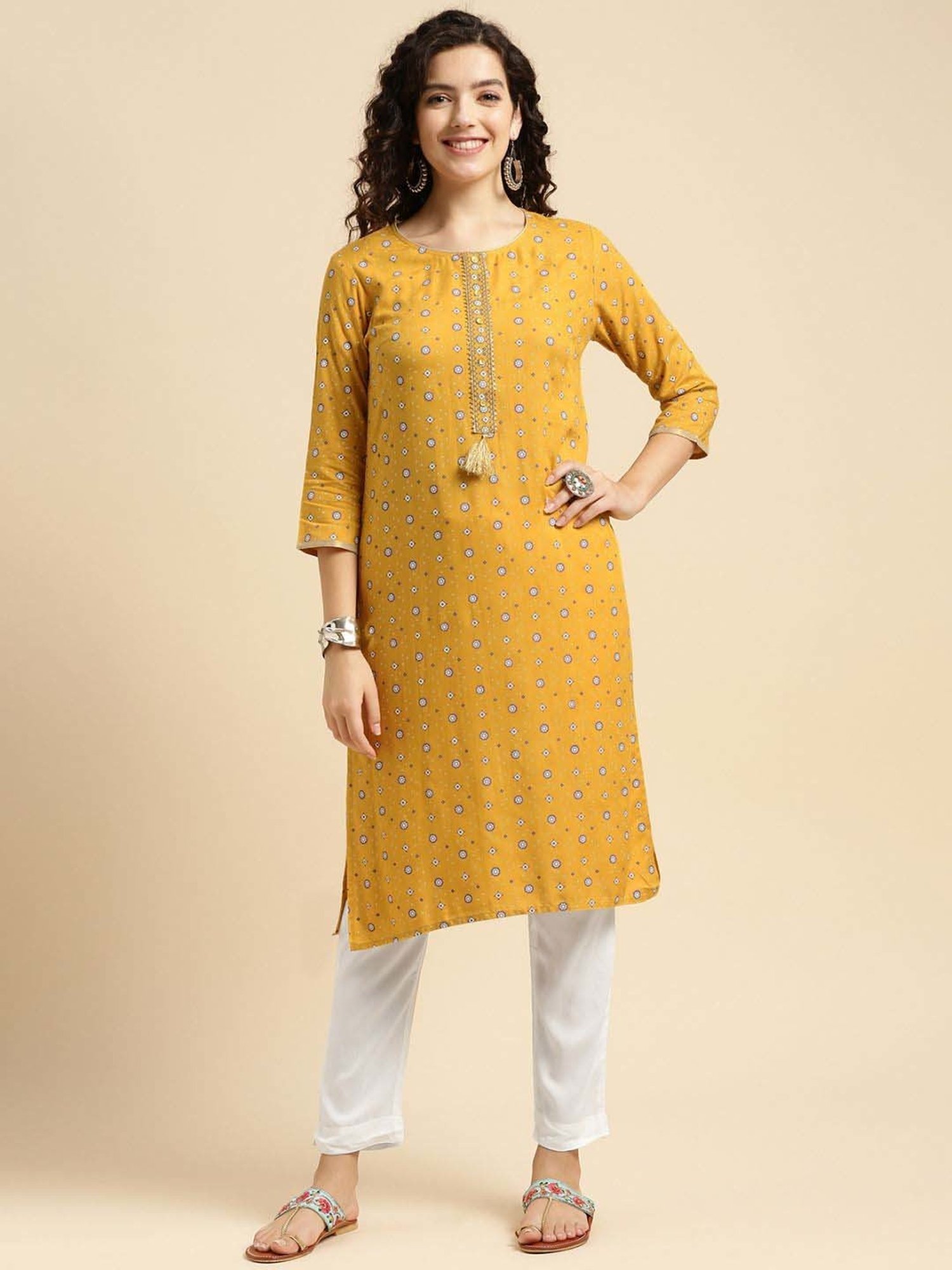Rangita Yellow & White Printed Kurta Pant Set