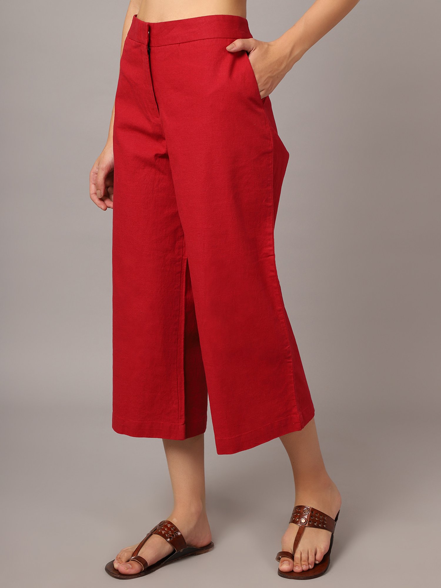 Crozo By Cantabil Red Regular Fit Mid Rise Crop Pants