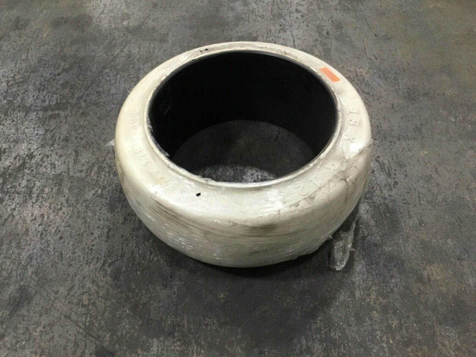 18x7X12 1/8 Monarch Forklift Tire Solid Smooth Press On Non Marking #T173