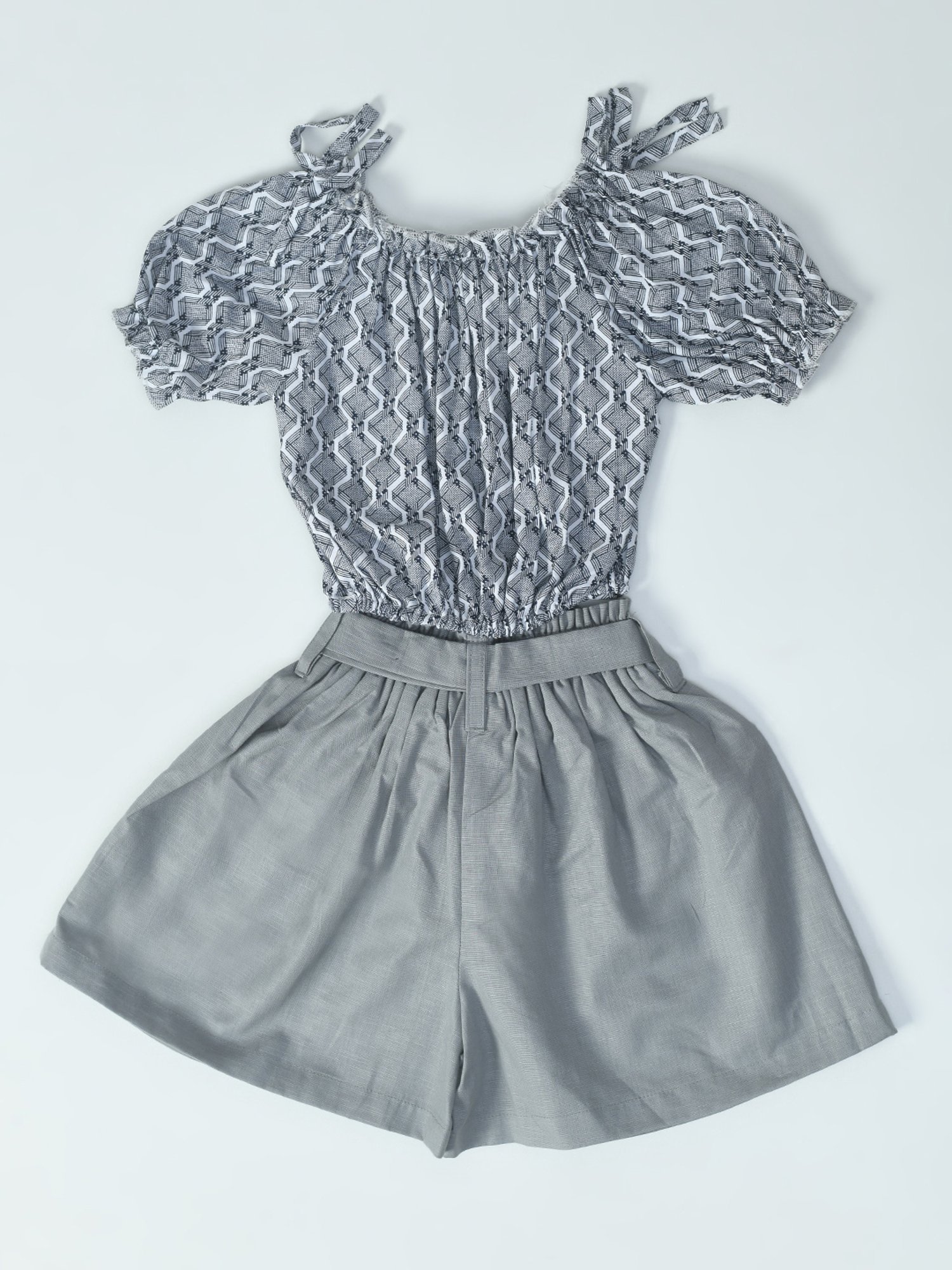 Bella Moda Kids Grey Printed Top With Shorts