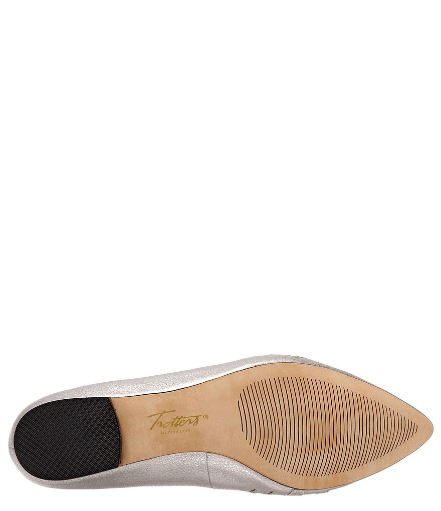 Trotters Estee Woven Leather Flats