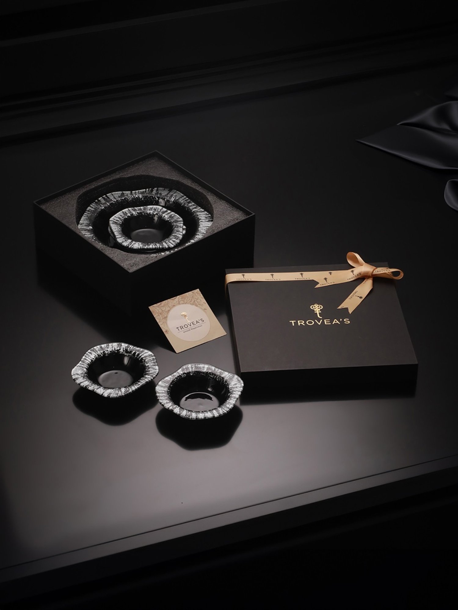 Trovea's Black Glass Pudding Set