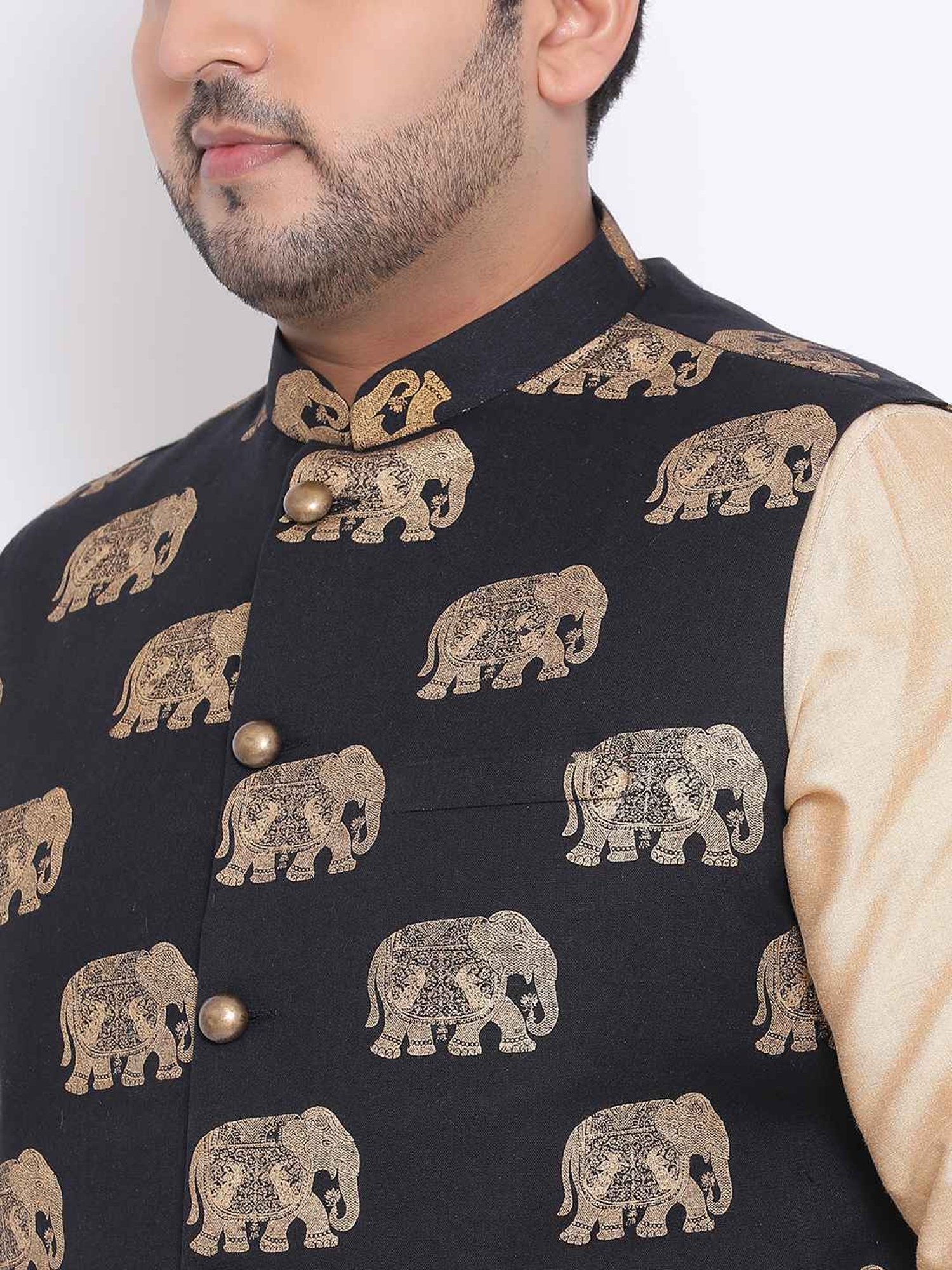 KISAH PLUS Black & Cream Regular Fit Printed Kurta Set With Jacket