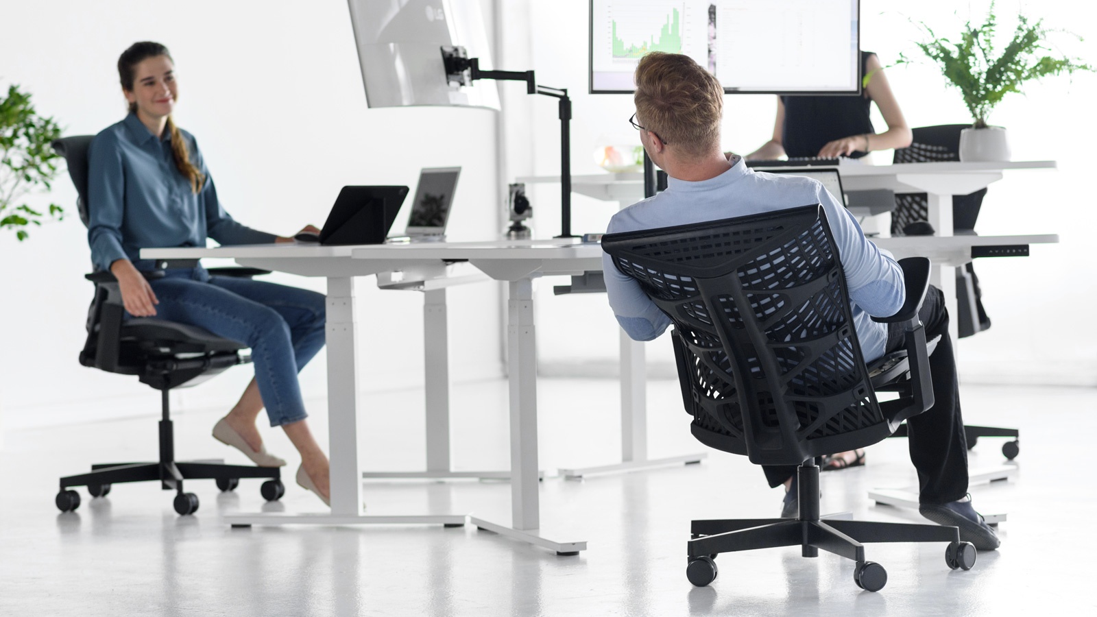 Autonomous Ergonomic Office Chair - ErgoChair Pro+ Black Frame, Naked Black TPE