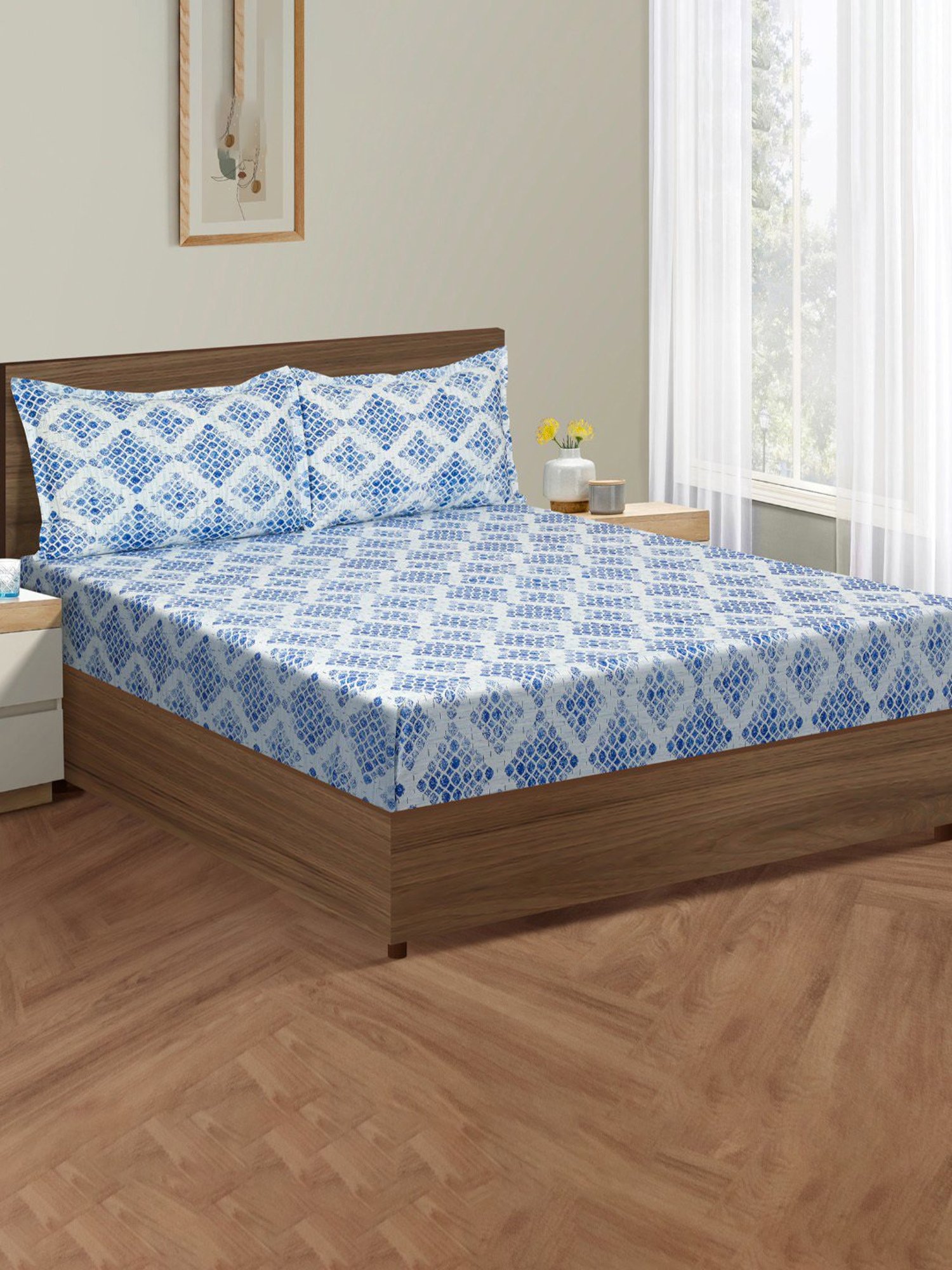 Swayam Dona Geometric Blue 160 TC Cotton King Fitted Fitted Bedsheet with 2 Pillow Covers
