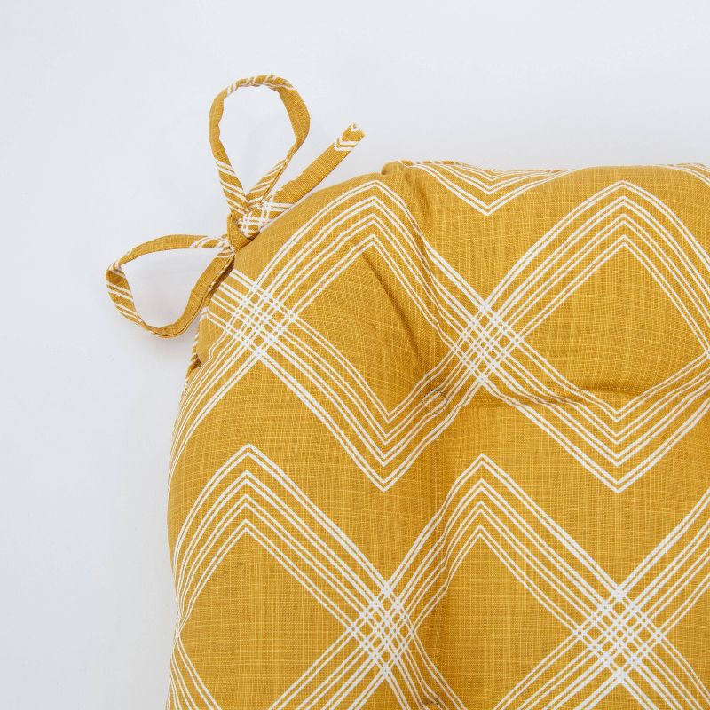 Emma and Oliver Black Fabric Chiavari Chair Storage Cover