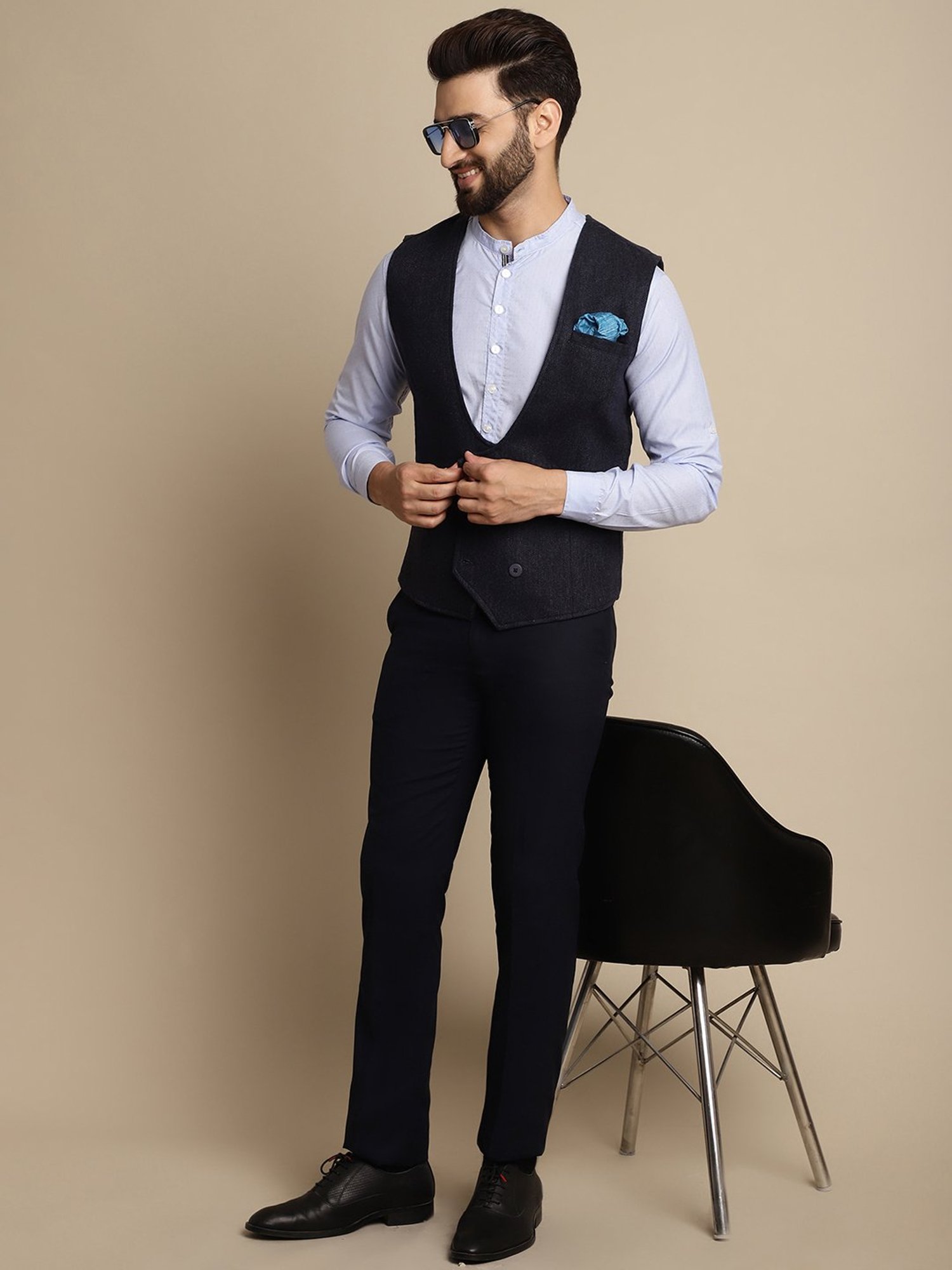 Even Navy Regular Fit Herringbone V Neck Waistcoat