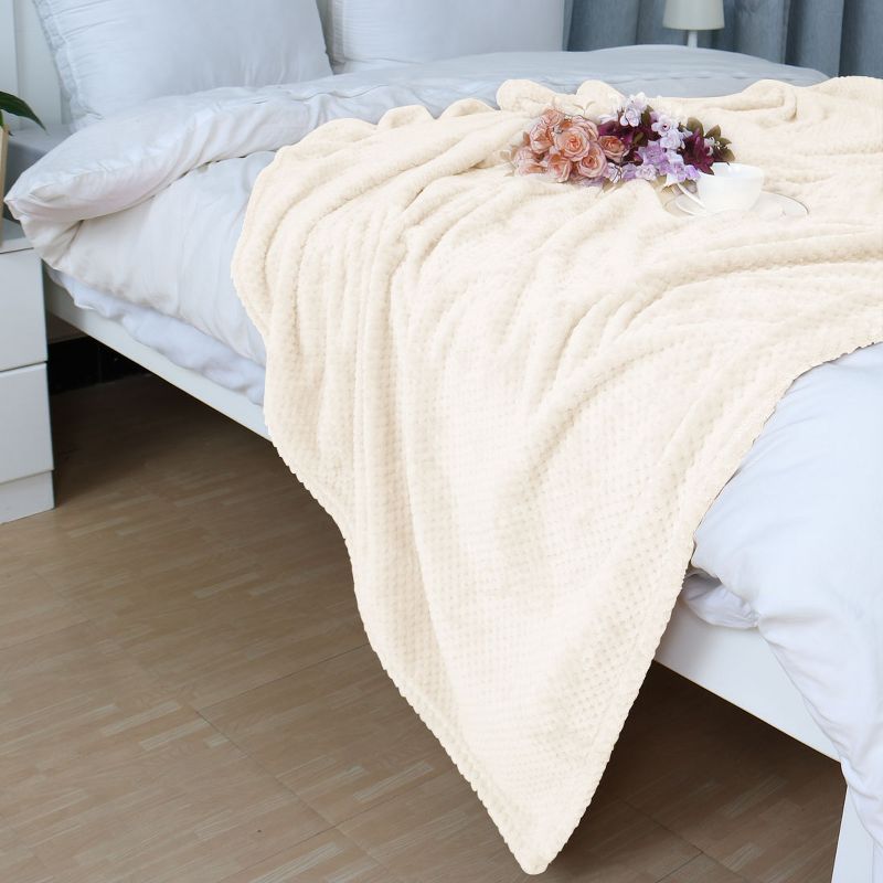 1 Pc Queen Faux Fur Lambswool Reversible Plaid Pattern Bed Blankets Purple  - PiccoCasa