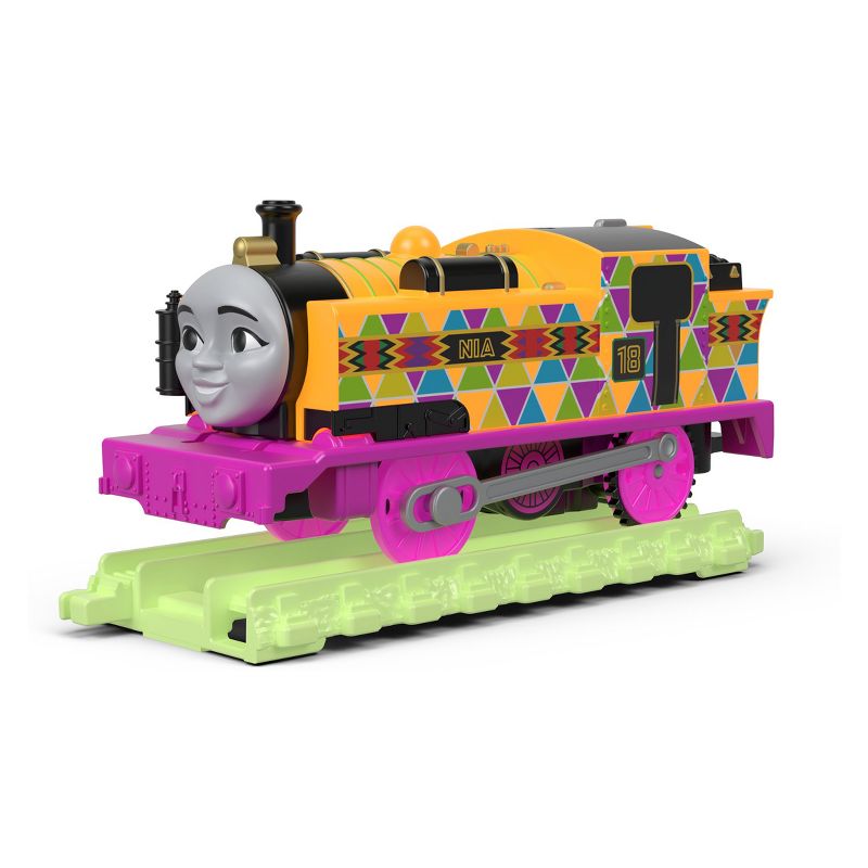 Thomas & Friends TrackMaster Hyper Glow Nia Engine