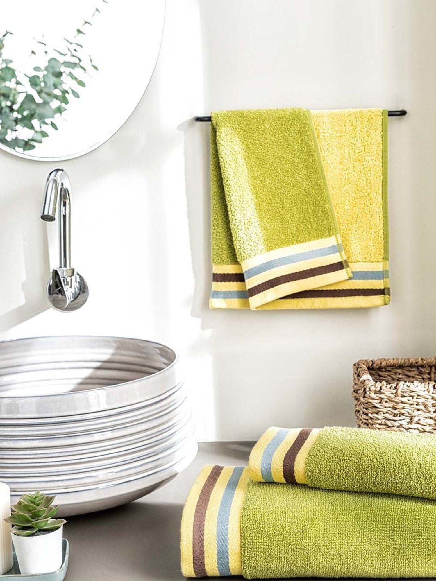 DDECOR Live beautiful Green & Yellow Cotton 500 GSM Hand Towels - Set of 2