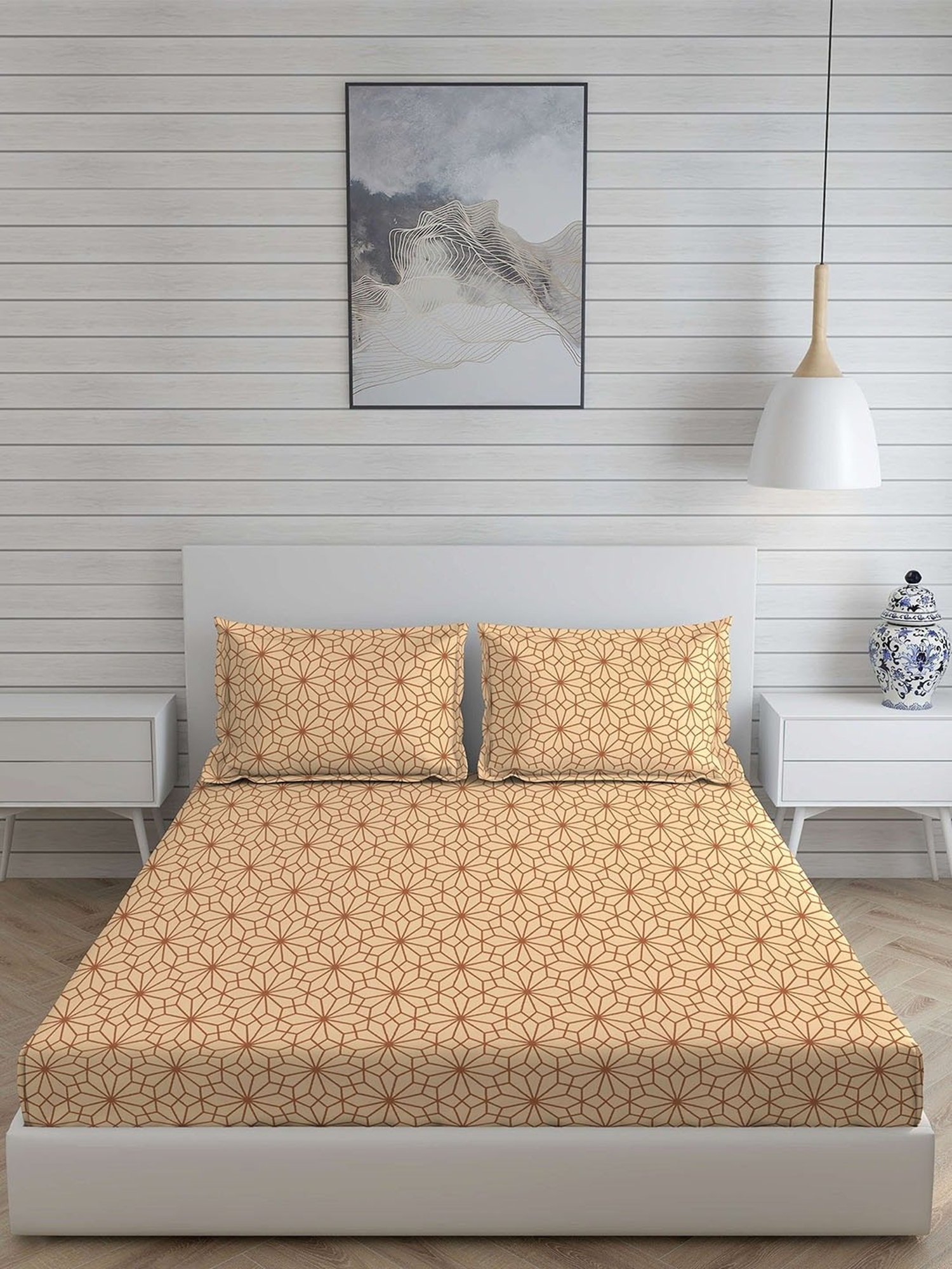 Layers California Geometric Brown 225 TC Cotton King Bed Sheet with 2 Pillow Covers