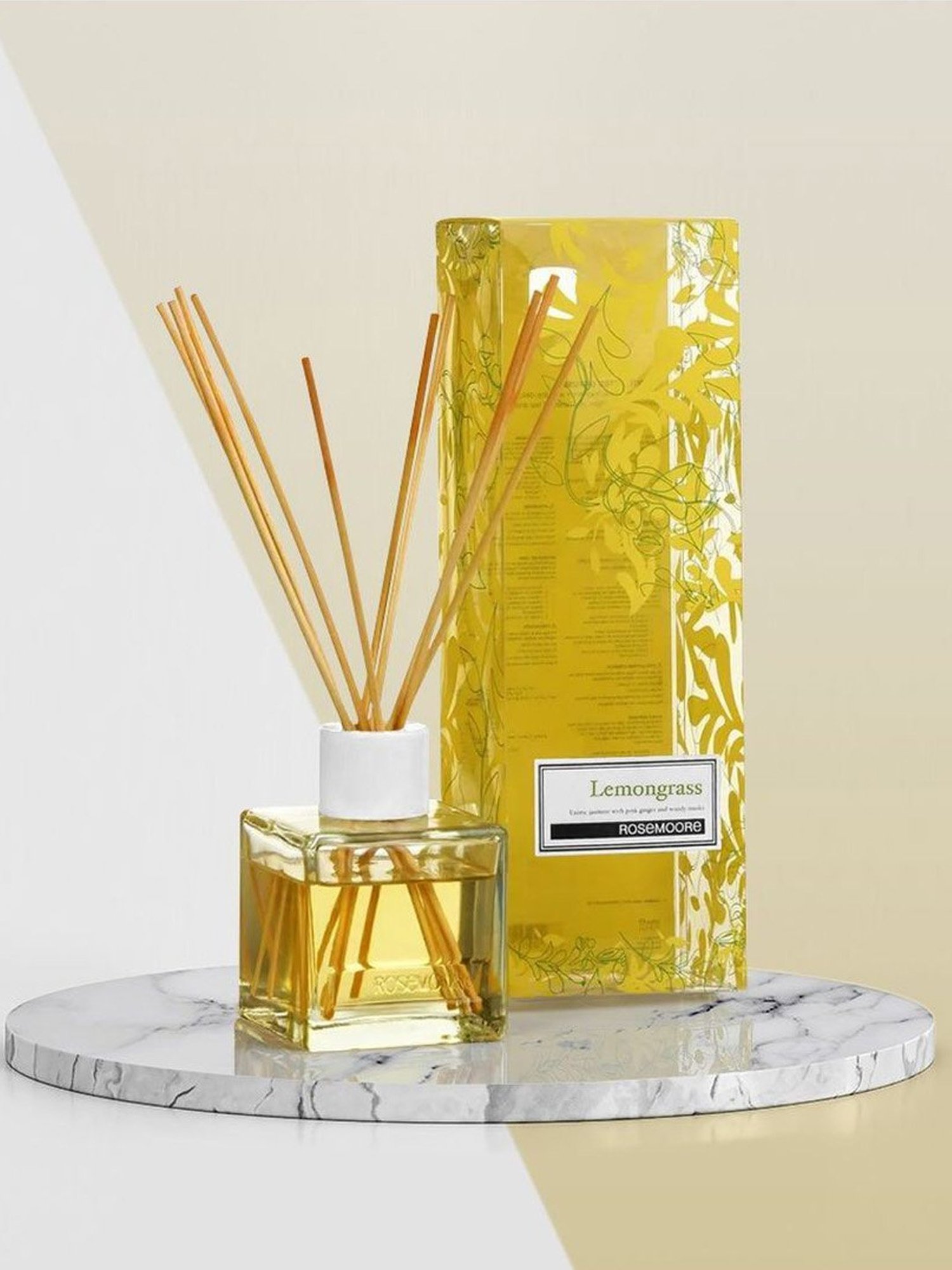 Rosemoore Reed Diffuser set with aroma oil & reed stick Lemongrass - (200 ml)