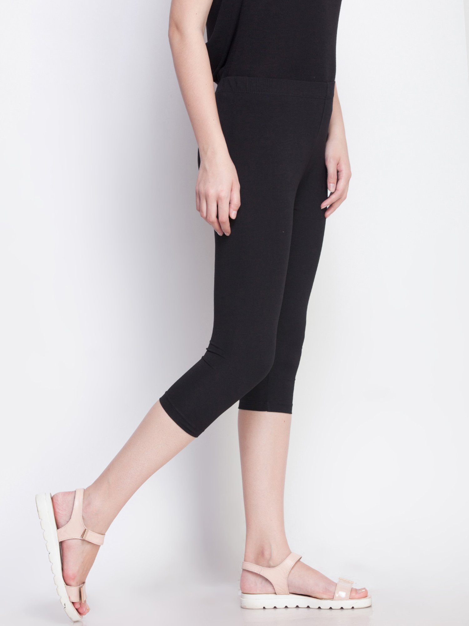 Dollar Missy Black & Red Slim Fit Capris Pack of - 2