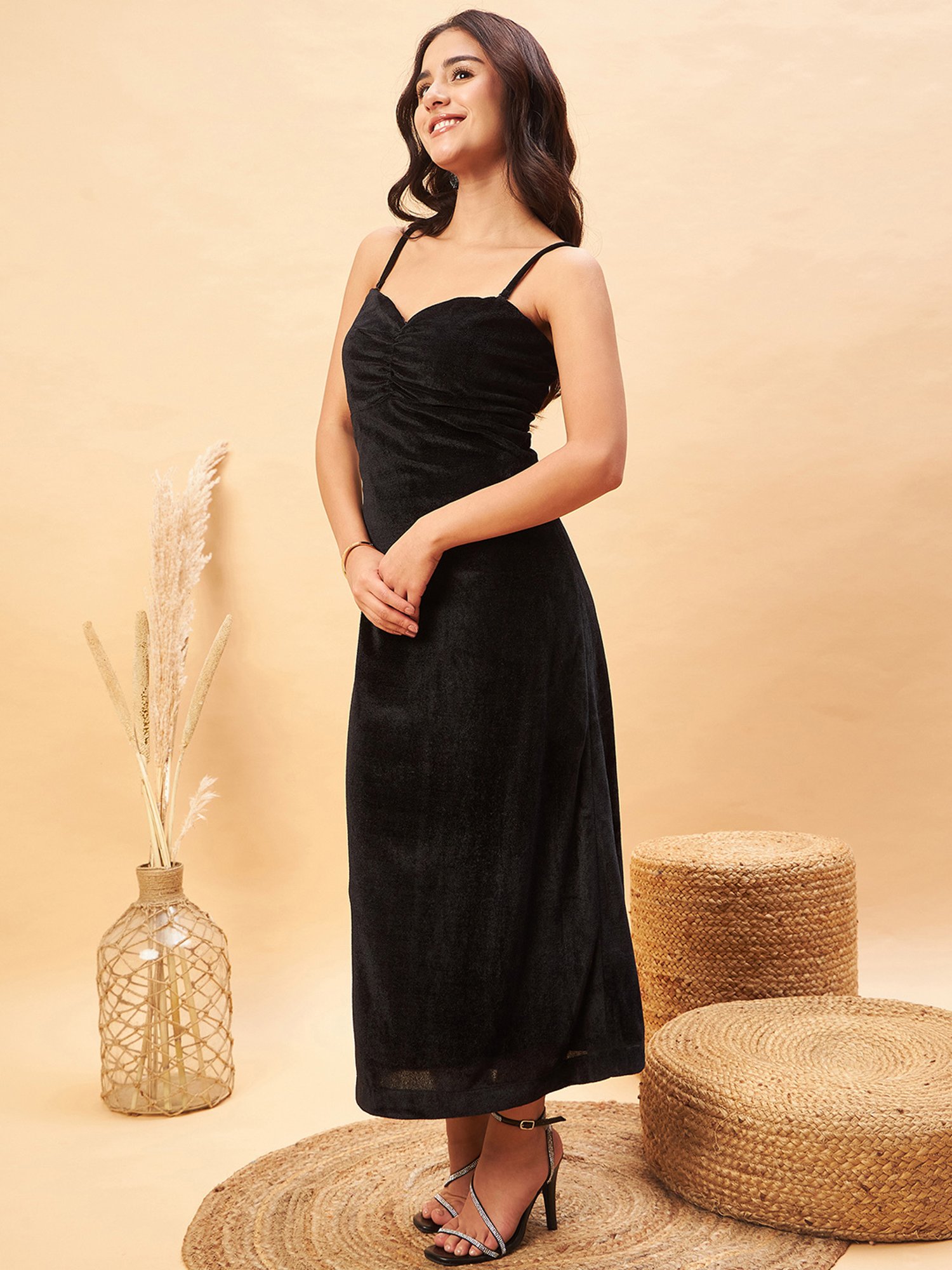 Magre Black Regular Fit Maxi Dress