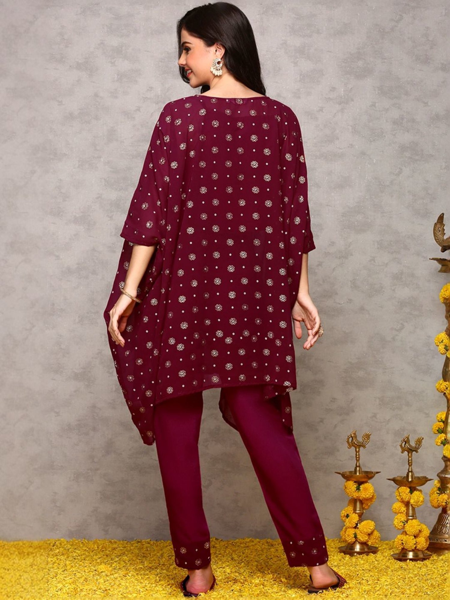 Ishin Pink Printed Kurti & Pants Set