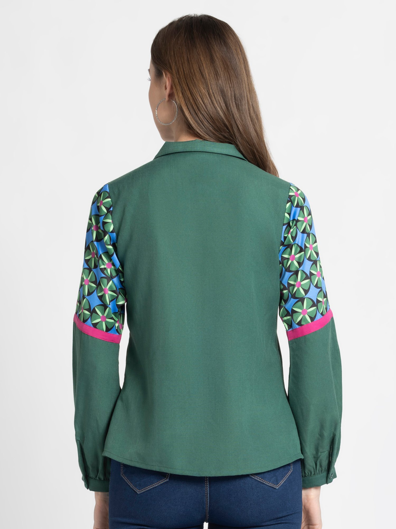 SHAYE Green Linen Printed Top