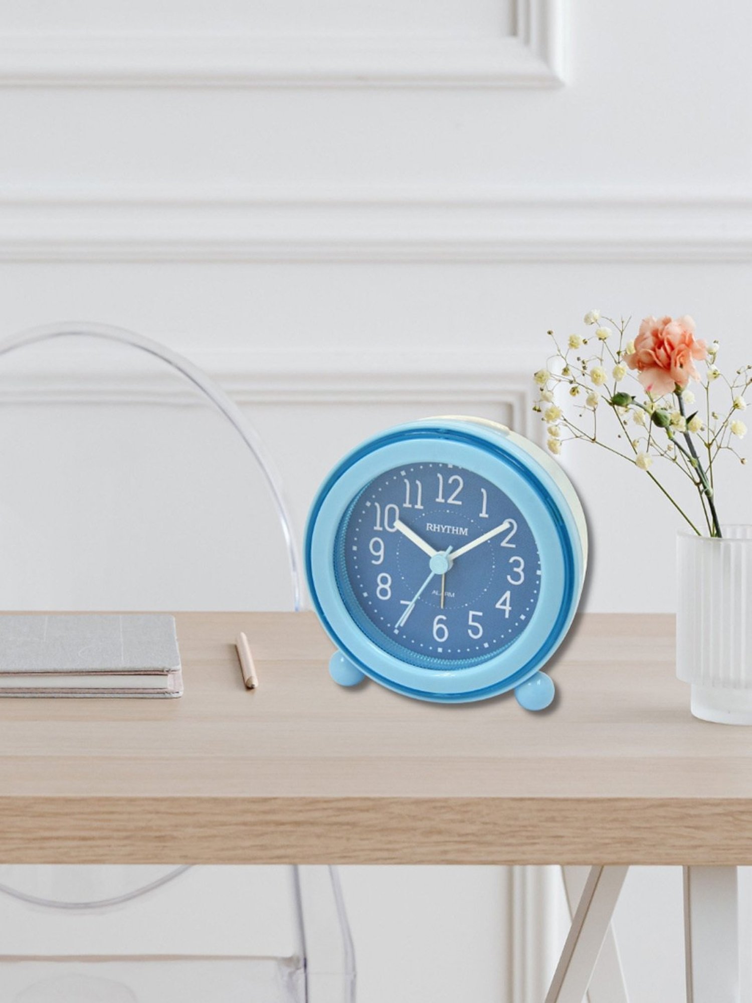 RHYTHM Blue Plastic Round Beep Alarm Sound with LED Flash Light Table Clock