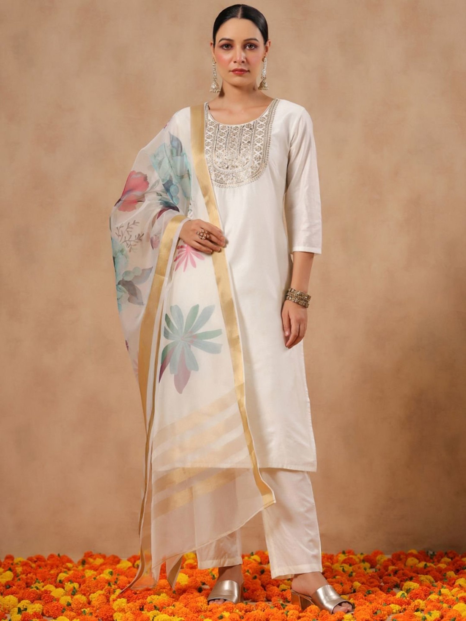 Ishin Off-White Embroidered Kurta Pant Set With Dupatta