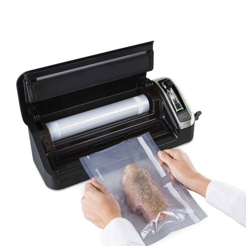 FoodSaver 2-In-1 Manual Operation Food Preservation System FM3620-000