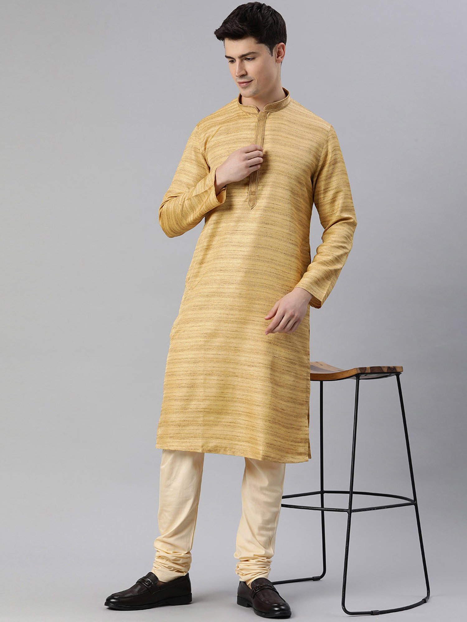 Manthan Cream Regular Fit Churidars