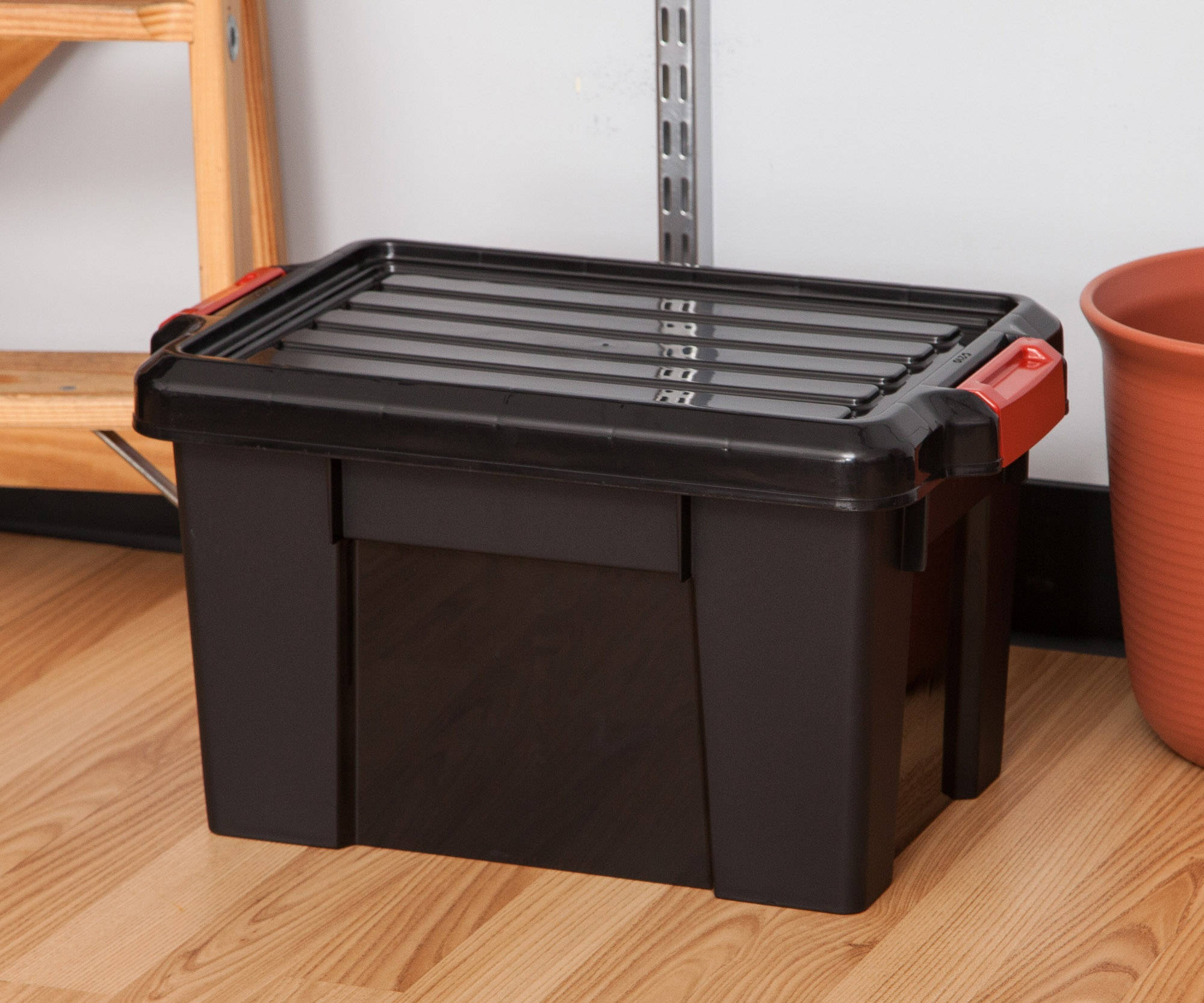 IRIS 21-Quart Heavy Duty Latch Tote with Lid, Black