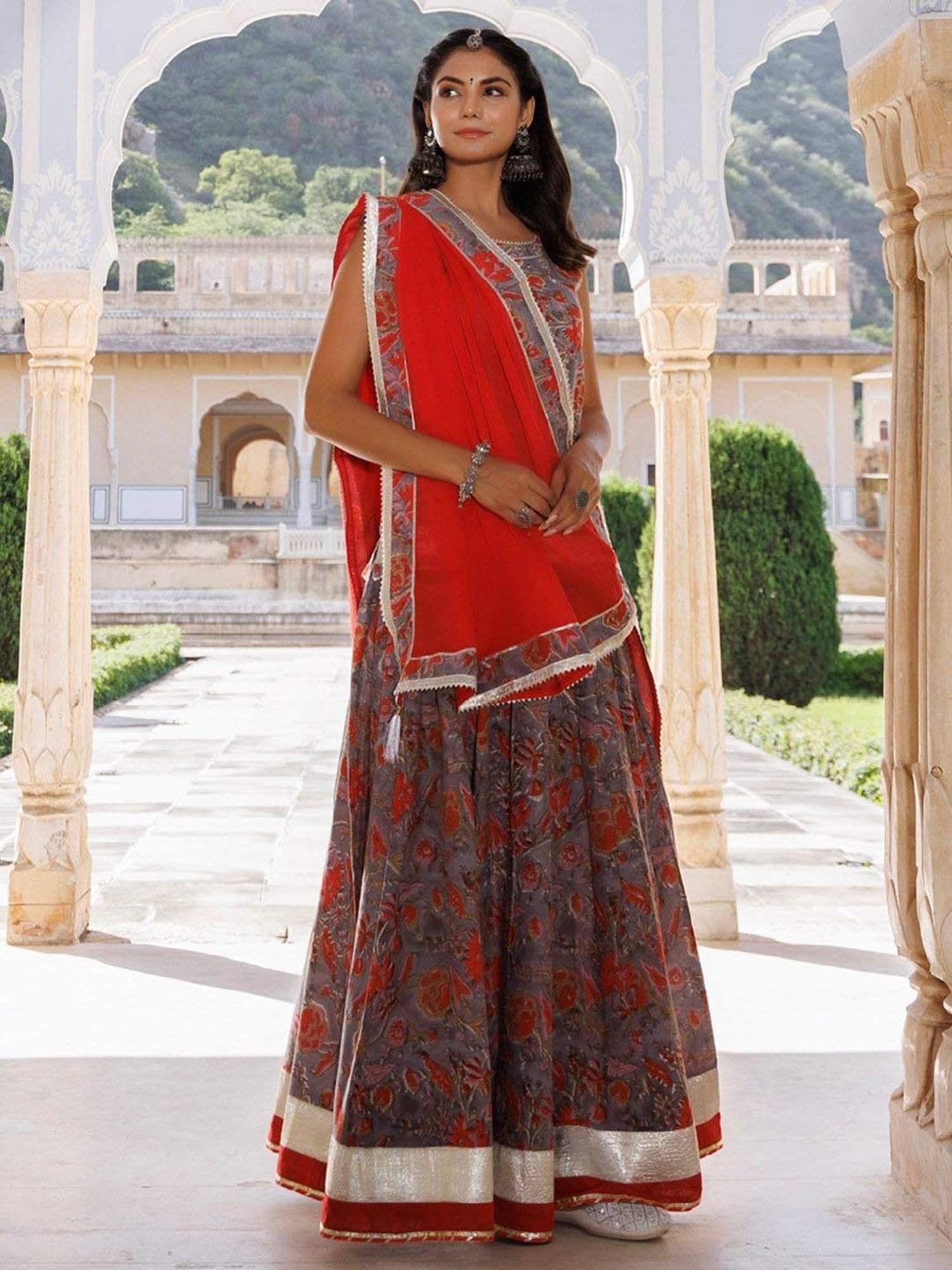 Geroo Jaipur Grey-Orange Pure Cotton Hand Block Printed Skirt Set