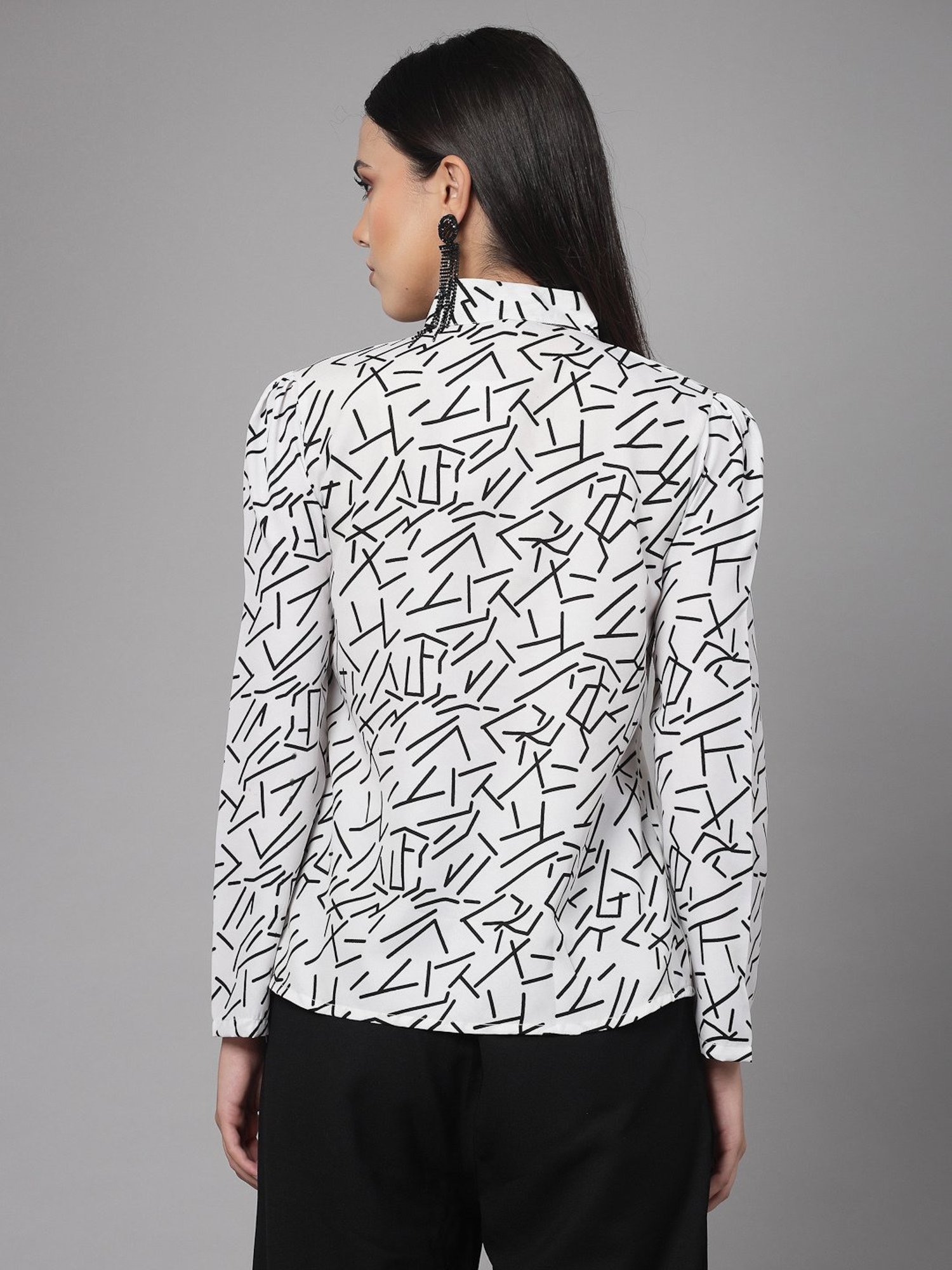 Style Quotient White & Black Printed Top