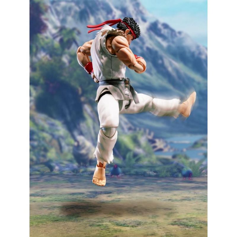 S.H. Figuarts - Street Fighter V - Ryu Action figures